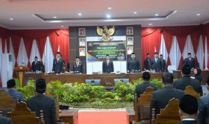 Dewan Perwakilan Rakyat Daerah (DPRD) Kabupaten Musi Rawas Utara (Muratara) menggelar Rapat Paripurna dalam rangka memperingati Hari Jadi Kabupaten Muratara ke-13. (SUARAMUSI.ID)